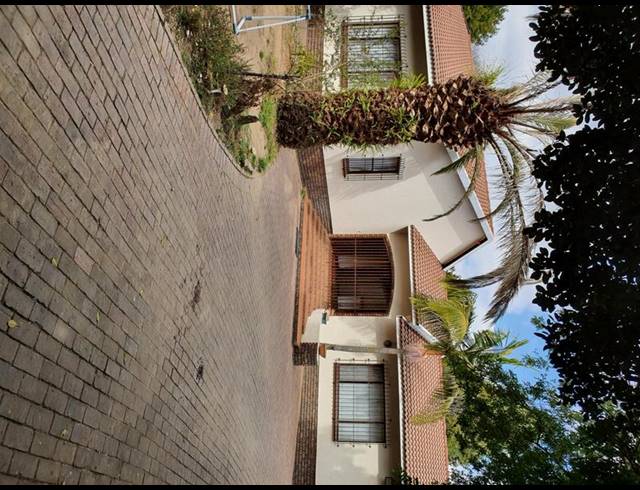 5 BEDROOM PROPERTY TO RENT IN MORNINGSIDE EXT 40